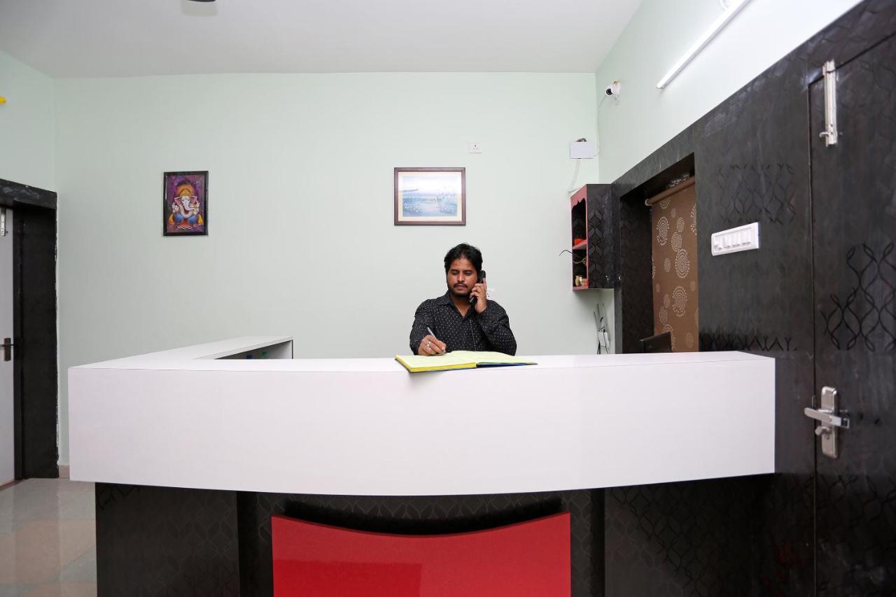 OYO 24317 Aditya Guest House 3 Bhubaneswar Exterior foto